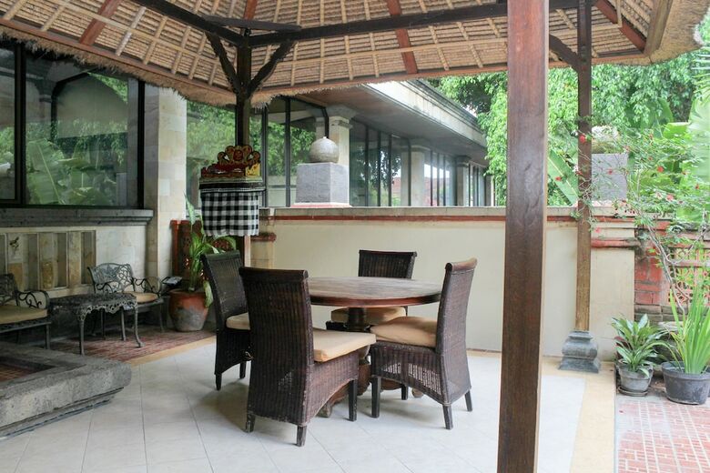 Hotel Airy Legian 83 Kuta Bali
