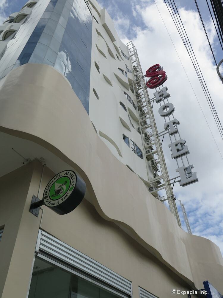 S Hotel And Residences