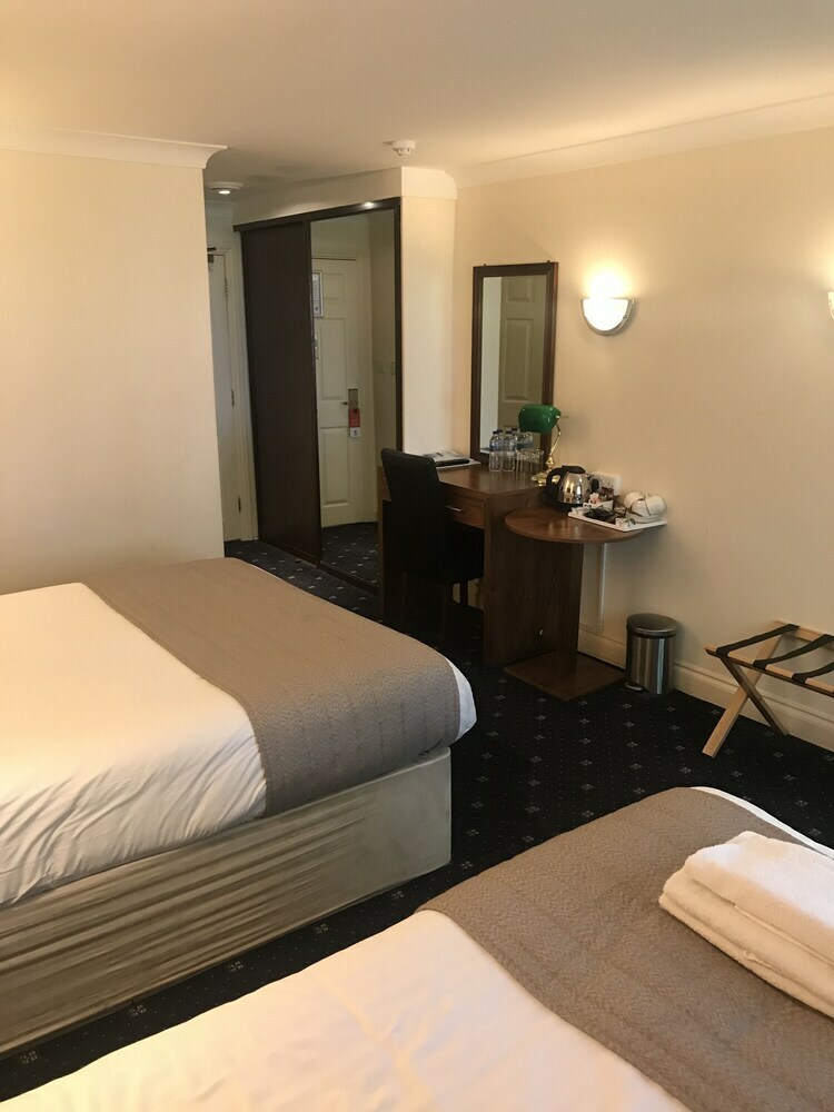 Best Western Normanton Park Hotel