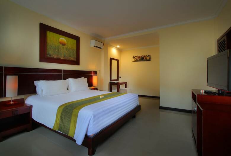 Hotel Adi Dharma Cottages