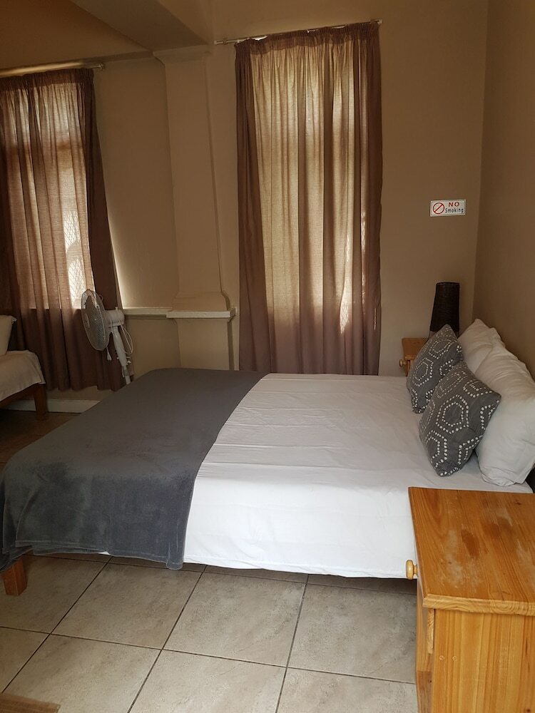 Hostal Oasis Shanti Backpackers