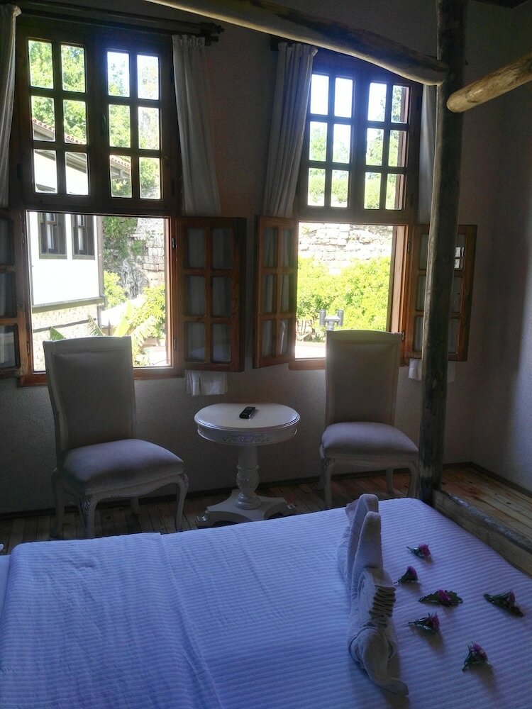 Hotel Wood House