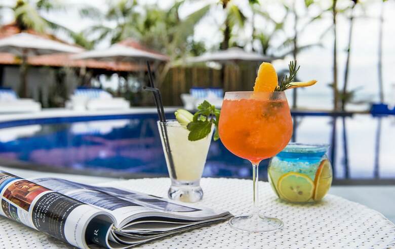 Hotel Akyra Beach Resort Phuket