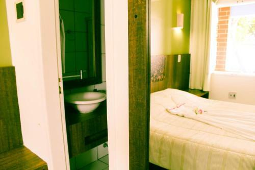 Hostal Pousada Angra Do Porto