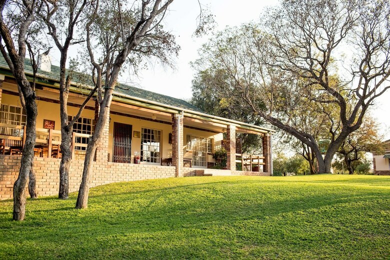 Woodlands Stop Over And Lodge