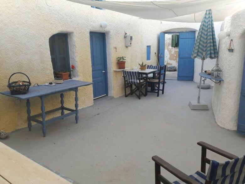 Bed & Breakfast Emmantina Houses