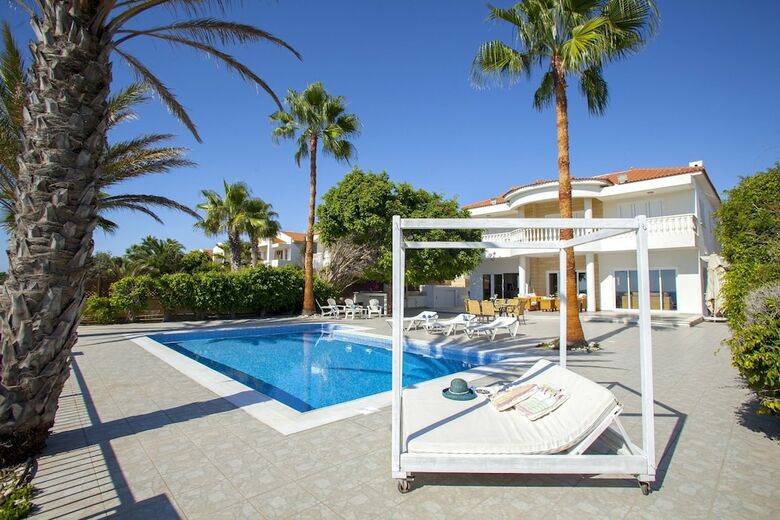 Meneou Beachfront Villa Sunset