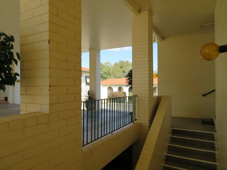 Motel Bishops Lodge Narrandera