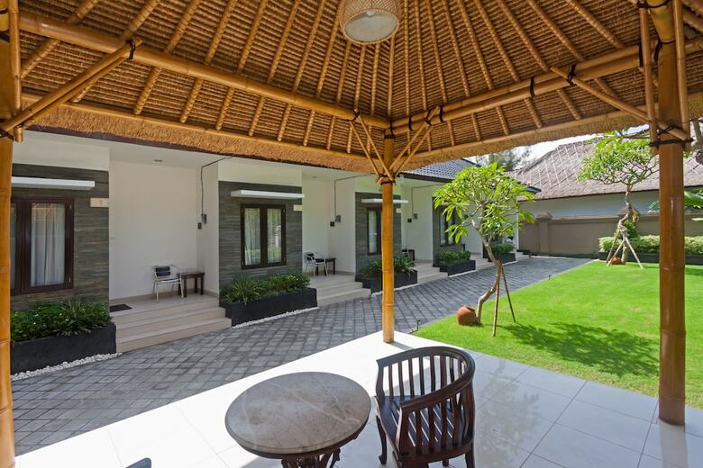Hotel Zen Rooms Jimbaran Merajapati