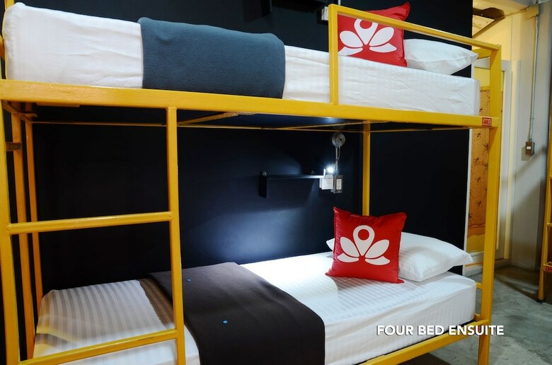 Hotel Zen Hostel Silom 14