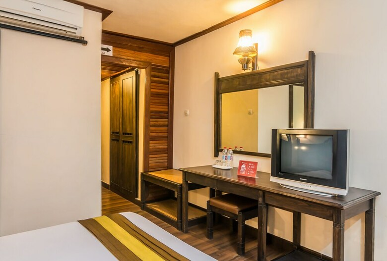 Hotel Zen Rooms Kuta Flora