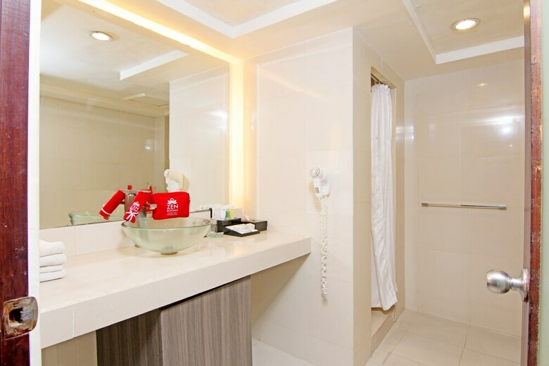 Hotel Zen Premium Padma 2 Legian