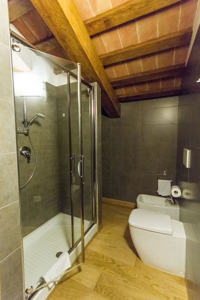 Agroturismo Tenuta Borgo Santa Cecilia