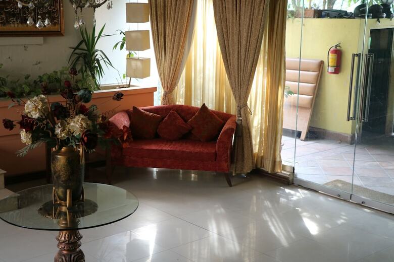 Hotel Comfort Residency