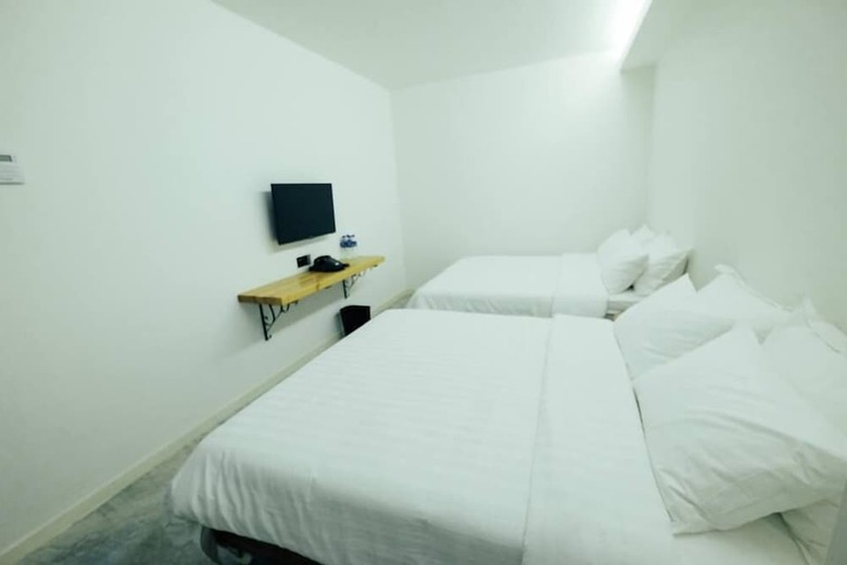White Loft Hotel