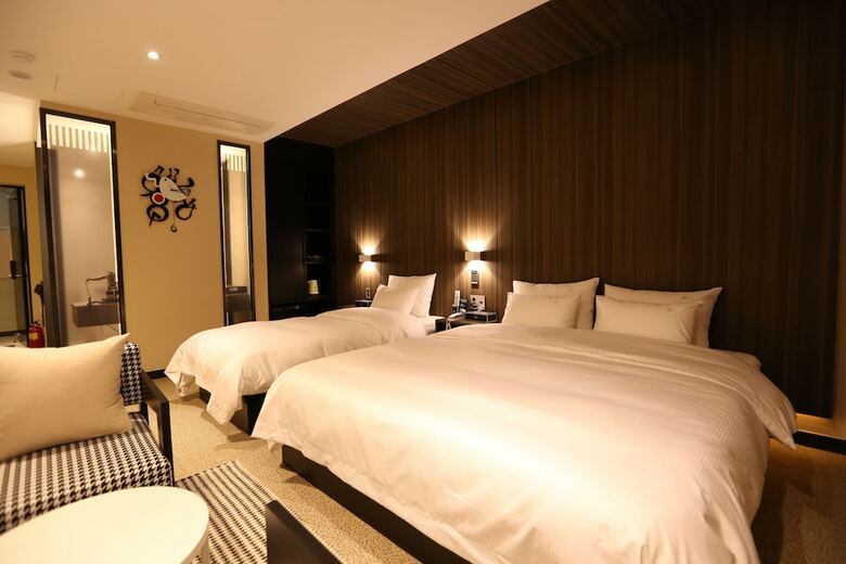 Le Idea Hotel