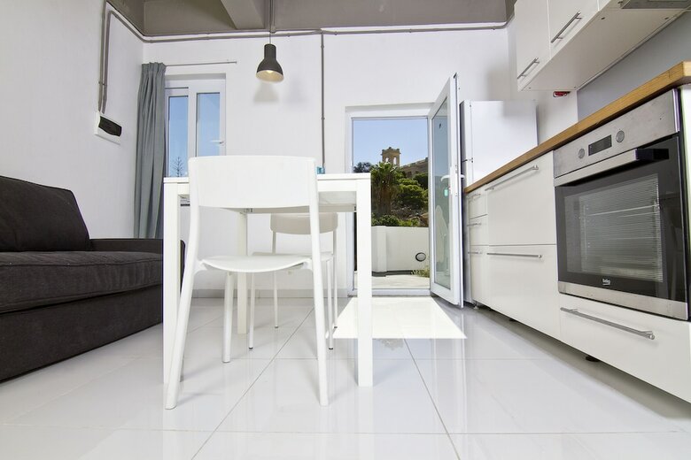 Nula Apartments