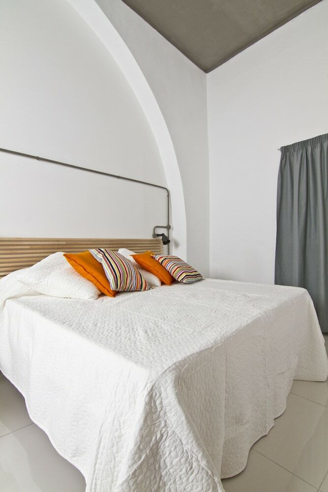 Nula Apartments