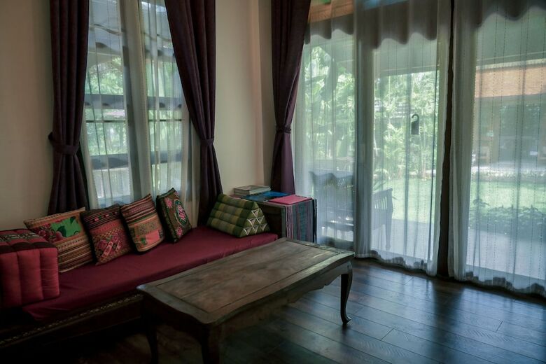 Hotel Hongkhao Village