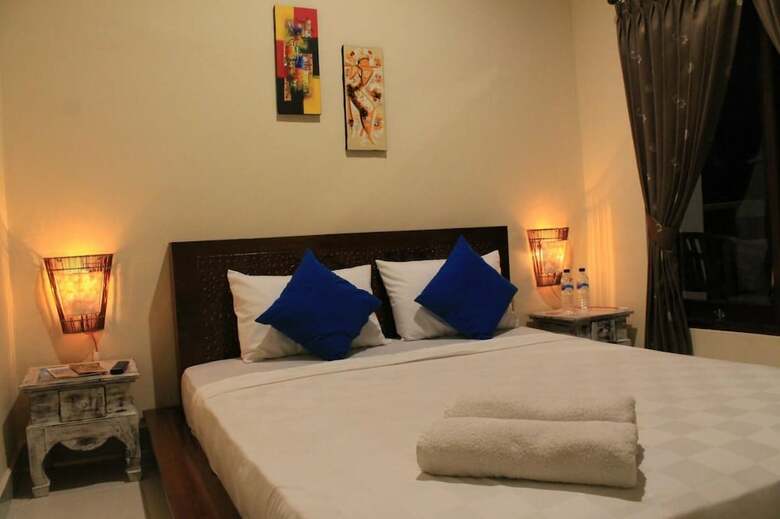 Hotel Chillin Kuta Homestay