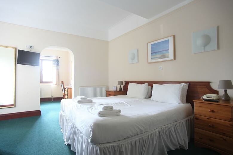 Bowood Park Hotel
