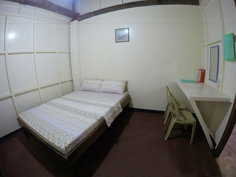 Hotel Rb Transient House
