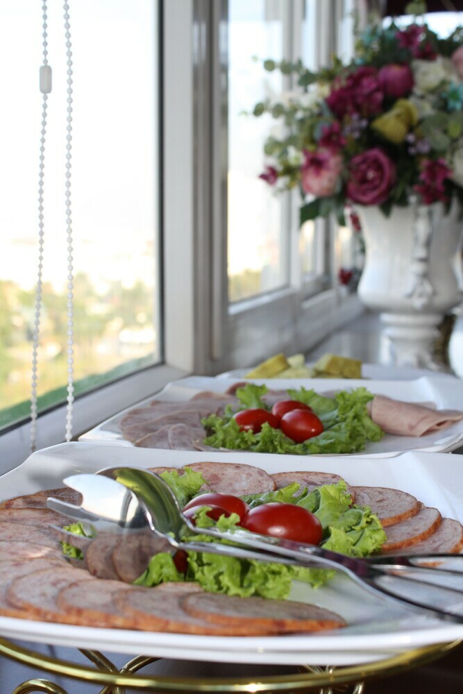 West Lake Home Hotel & Spa