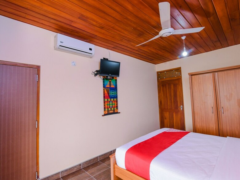 Hotel Oyo 353 Blue Heaven Guest House