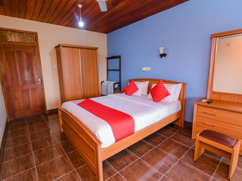 Hotel Oyo 353 Blue Heaven Guest House