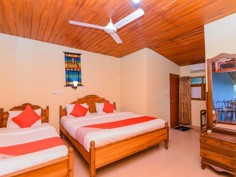 Hotel Oyo 353 Blue Heaven Guest House