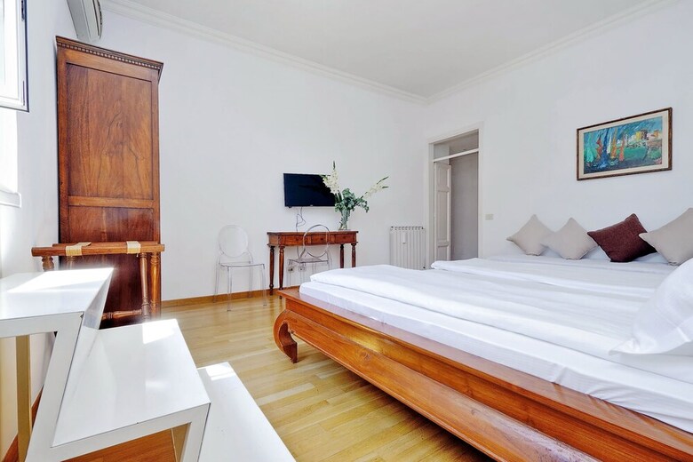 Hotel Al Corso 4