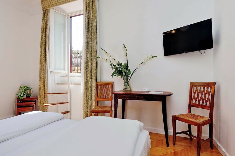 Hotel Al Corso 4