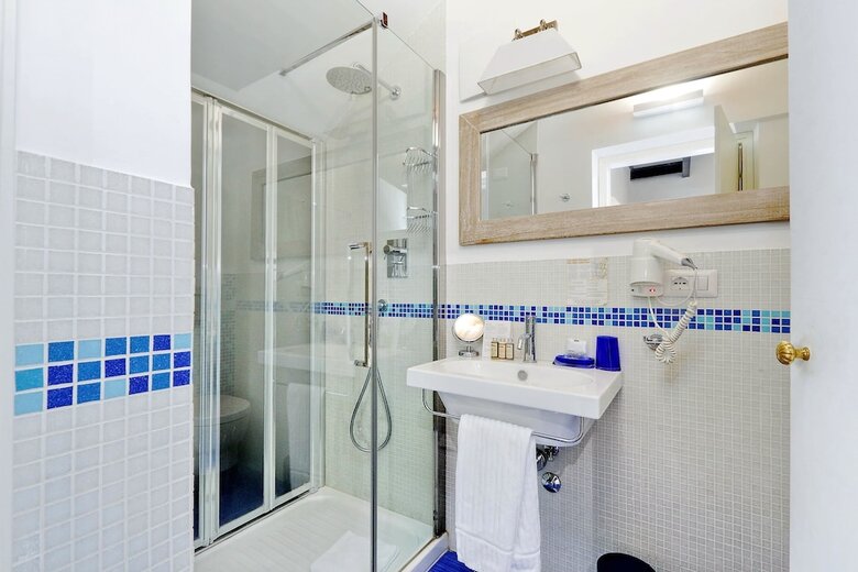 Hotel Al Corso 4