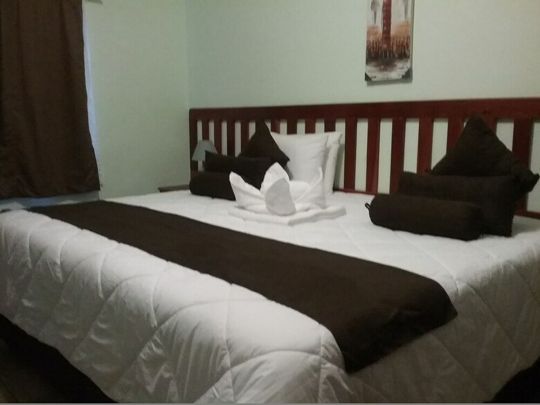 Apartamentos Masikiro Self-catering Units