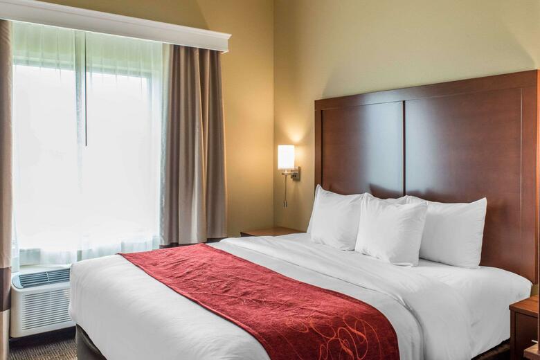 Hotel Comfort Suites