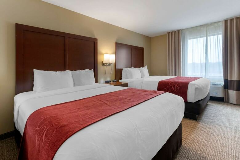 Hotel Comfort Suites