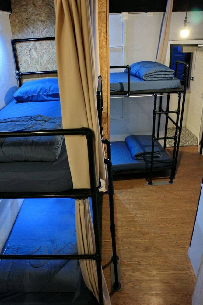 Hostal See Hostel