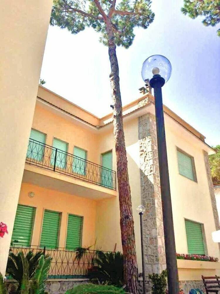 Hotel La Casa Nella Pineta