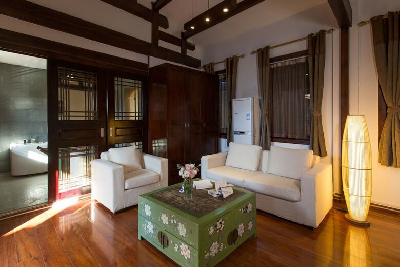 Lijiang Hotel Junpoxuan