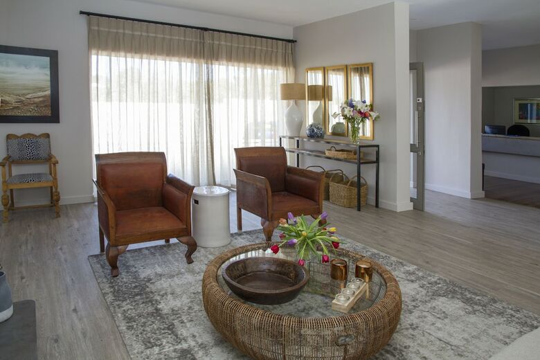 Bed & Breakfast Ocean Bay Guest House