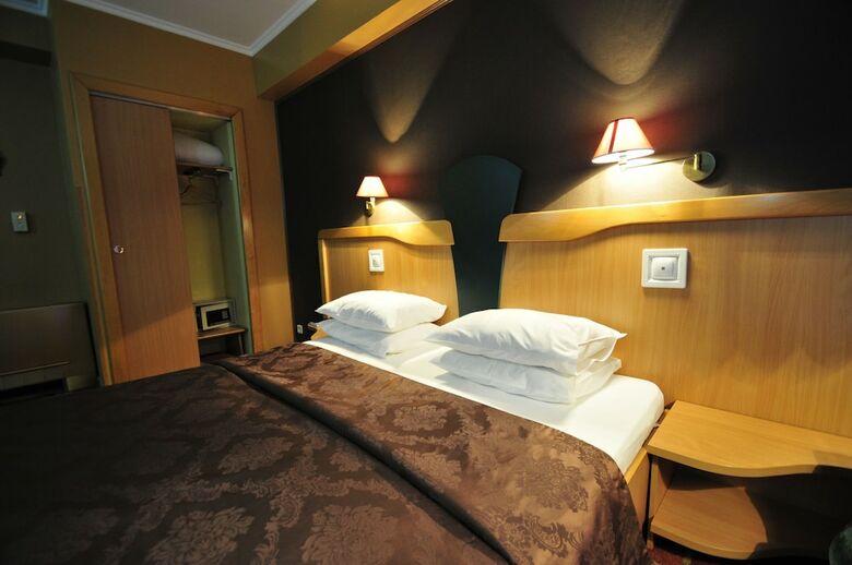Hotel Ambassador