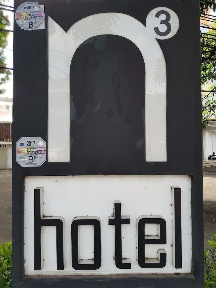 N3 Hotel Zainul Arifin