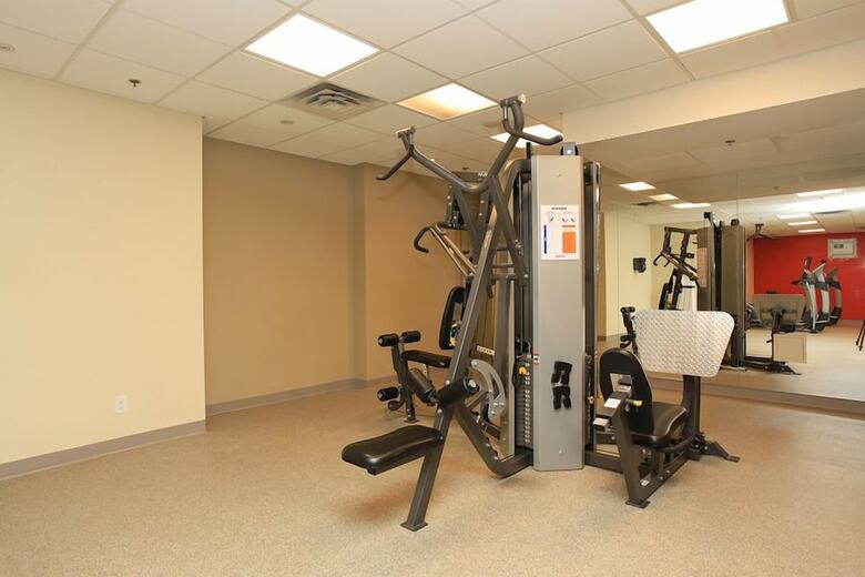 Lavish Suites- New Two Bedroom - Amazing Cn Tower View