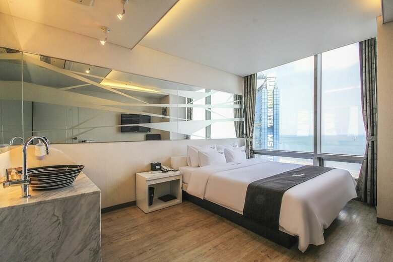 Hotel Sky Beach