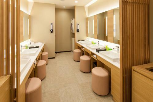 Y's Cabin Yokohama Kannai