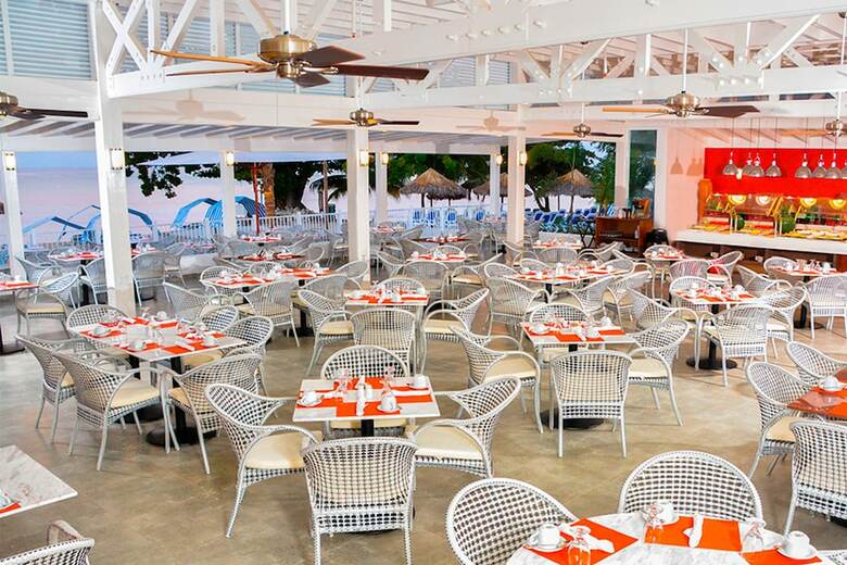 Hotel Royal Decameron Cornwall Beach All Inclusive