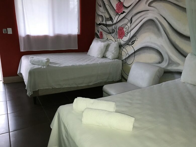 Mi Paraiso Hotel & Resort