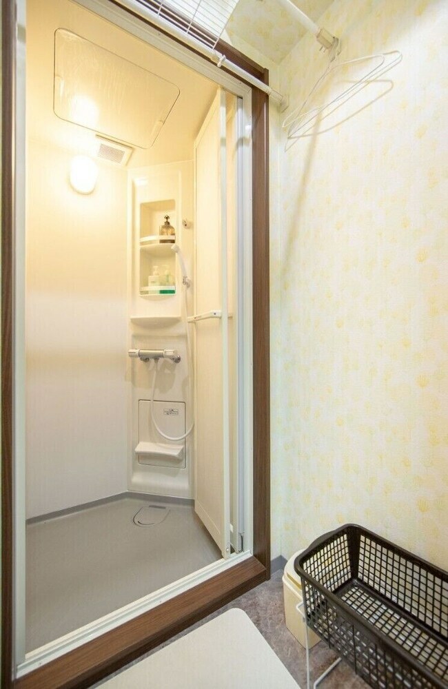 Hostal Guest House B's Five II