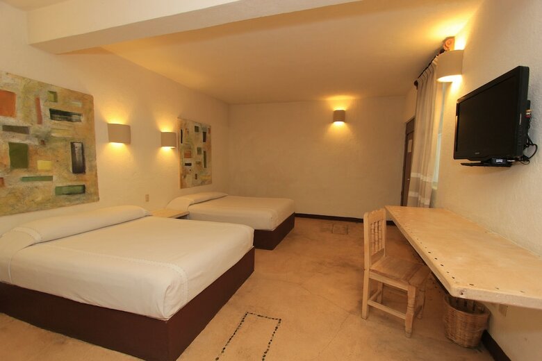 Hotel Plaza Tangolunda