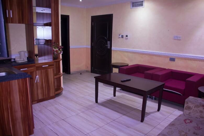 Excel Oriental Hotel And Suites
